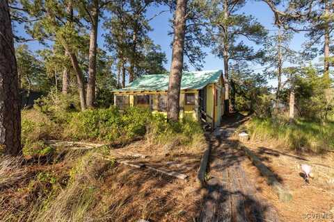 344 Cottage Cove Way, Lancaster, VA 22503