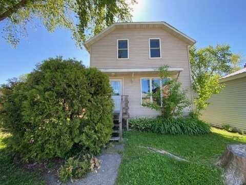 3995 3RD STREET, Amherst Junction, WI 54407