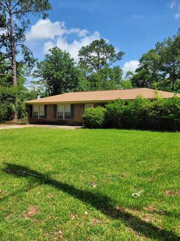 2505 Linda Lane, Dothan, AL 36303