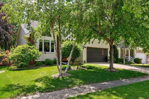 4670 Meadow Valley Drive, West Des Moines, IA 50265