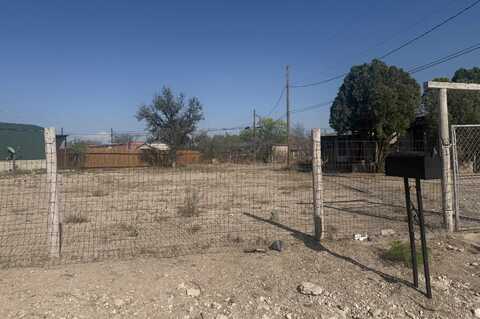 9 Floyd, Del Rio, TX 78840