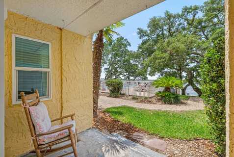 209 W Miracle Strip Parkway, Mary Esther, FL 32569