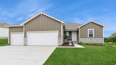 2406 BUTLER DR, ADEL, IA 50003