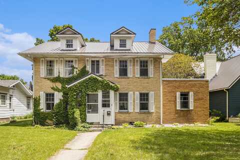 904 S 7Th Street, Goshen, IN 46526