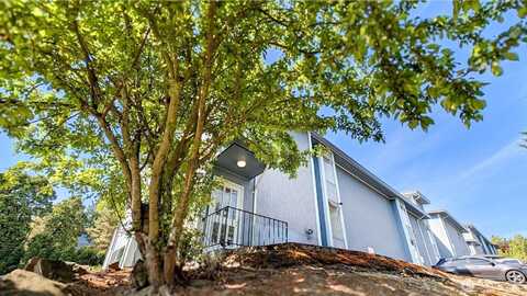 10459 Des MoinesMemorial Drive S N-301, Seattle, WA 98168