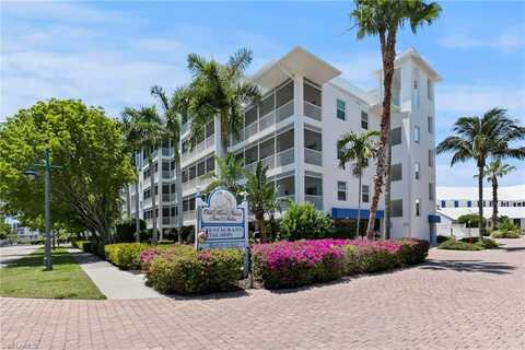 140 Palm ST 207, MARCO ISLAND, FL 34145