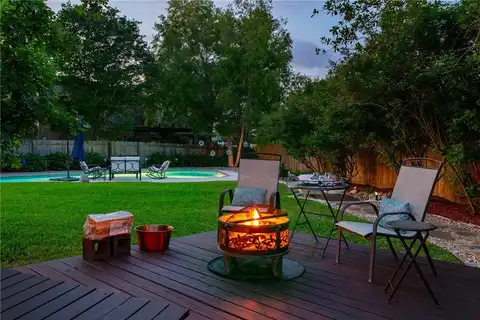 8401 Whiterose Court, College Station, TX 77845
