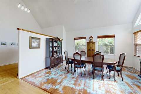 8401 Whiterose Court, College Station, TX 77845