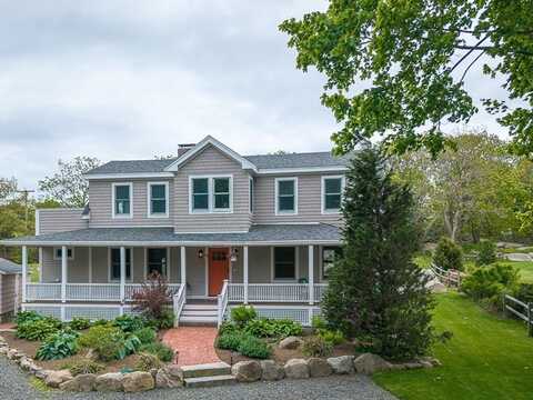 84 South St, Rockport, MA 01966