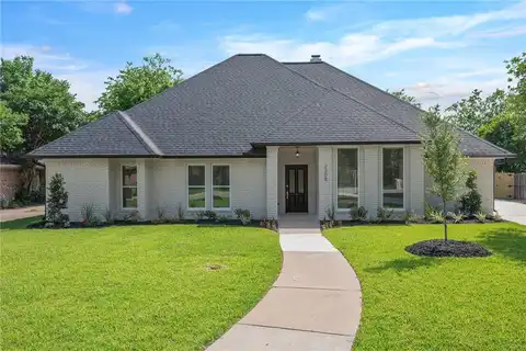 2308 Valley View Drive, Bryan, TX 77802