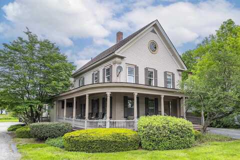 472 Main Street, Chester, VT 05143