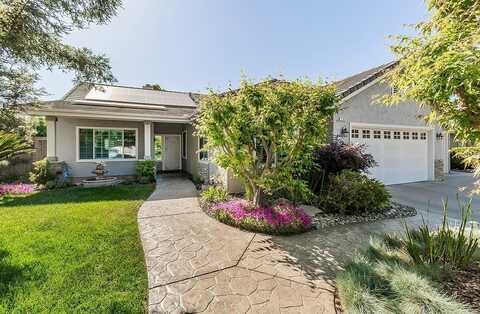 7303 Katy Avenue N, Fresno, CA 93722