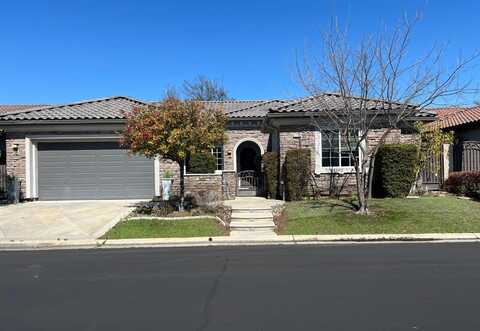 1732 Calle Verde Way E, Fresno, CA 93730