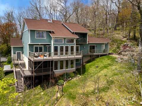 4344 Eagles Nest Mountain, Waynesville, NC 28786