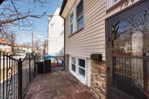 109 Maple Ave, Montclair, NJ 07042