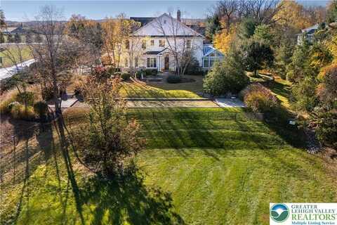 1908 Carriage Knoll Drive, Bethlehem, PA 18015