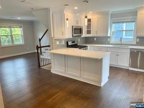 46 Elm #2, Caldwell, NJ 07006