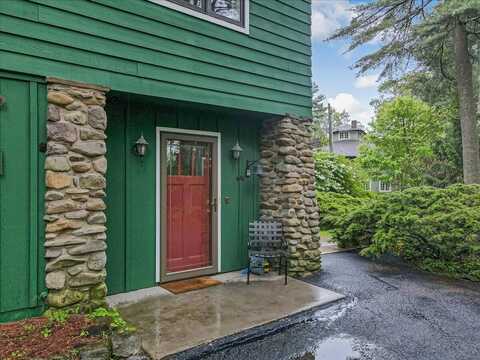 119 Falls Drive, Buck Hill Falls, PA 18323