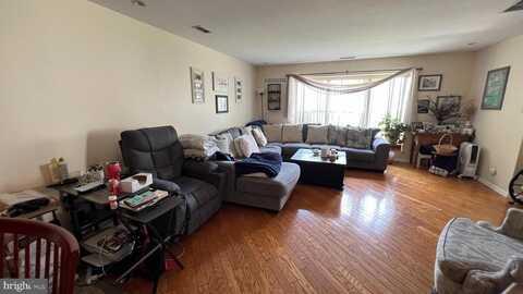 5001 ABERDEEN LANE, BLACKWOOD, NJ 08012