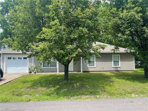 4 Fayetteville ST, Lavaca, AR 72941