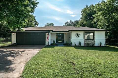 908 N 5th TER, Barling, AR 72923