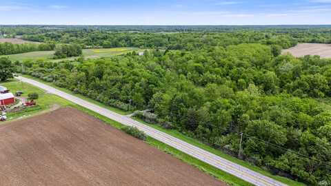 841 S State Road 5 Road, Larwill, IN 46764