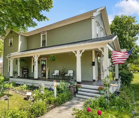 702 S Van Buren Street, Auburn, IN 46706