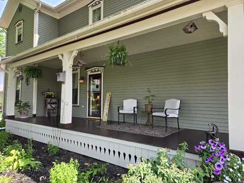 702 S Van Buren Street, Auburn, IN 46706