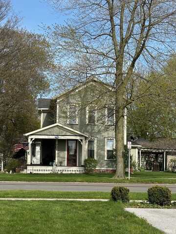 702 S Van Buren Street, Auburn, IN 46706