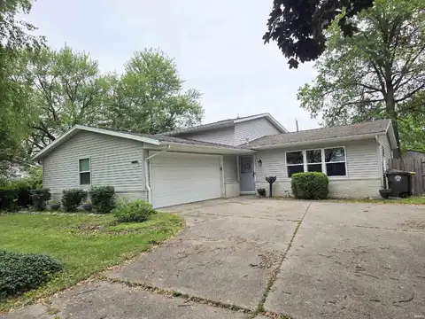 7823 Knightswood Drive, Fort Wayne, IN 46819