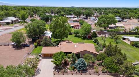 535 La Plata Drive, Bosque Farms, NM 87068