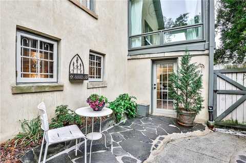 25 Golf Circle NE, Atlanta, GA 30309