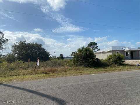 8012 Salem Cir Circle, Labelle, FL 33935
