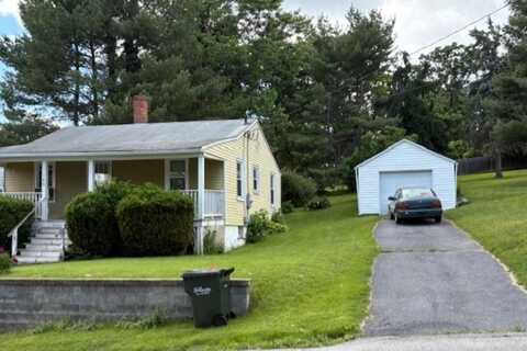 106 GRUBERT AVE, STAUNTON, VA 24401