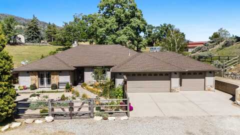 24350 Deertrail Drive, Tehachapi, CA 93561