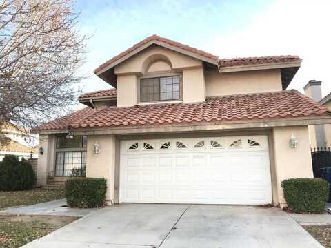 3112 Caminito Lane, Palmdale, CA 93550