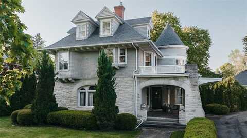 44 Riverside Dr, BINGHAMTON, NY 13905