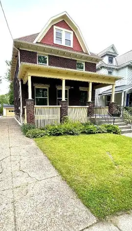 1030 W 10 Street, Erie, PA 16502
