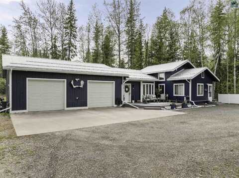 2072 PERSINGER DRIVE, North Pole, AK 99705