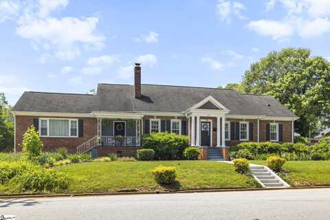 201 W Arlington Avenue, Greer, SC 29650