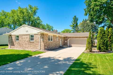 2305 Post Oak Lane, Lansing, MI 48912