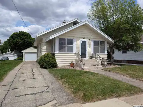 234 15th SE, MASON CITY, IA 50401