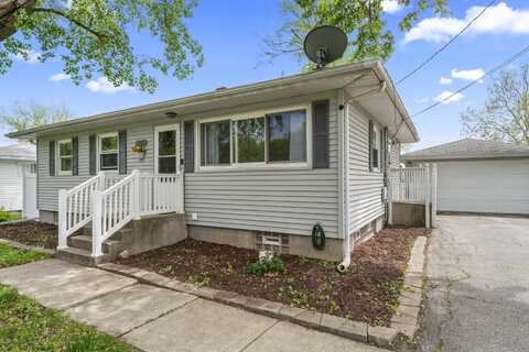 1207 Farragut Street, Crown Point, IN 46307
