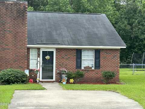 1404 Angels End, Greenville, NC 27858