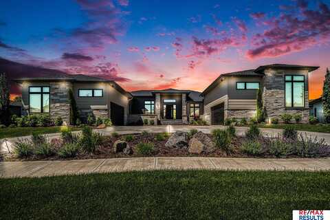 1520 S 218 Street, Elkhorn, NE 68022
