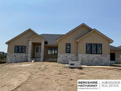 11560 S 123rd Avenue, Papillion, NE 68046