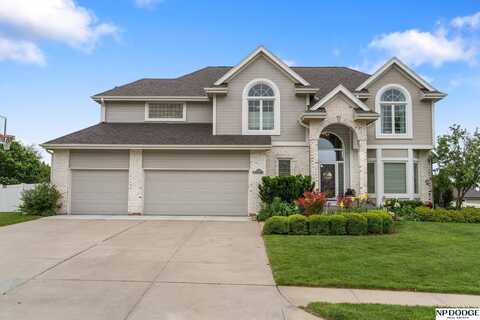 15921 Lake Street, Omaha, NE 68116