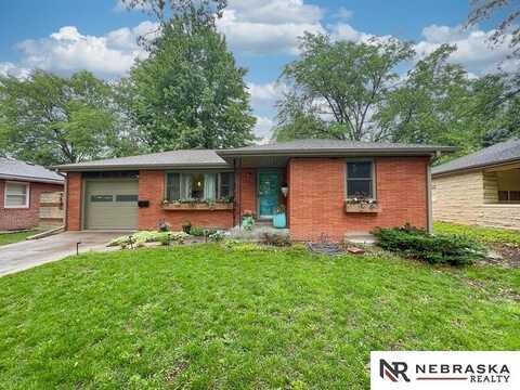3840 X Street, Lincoln, NE 68503