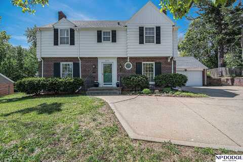 6241 Underwood Avenue, Omaha, NE 68132