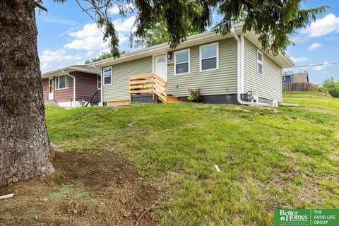 5923 S 50 Street, Omaha, NE 68117